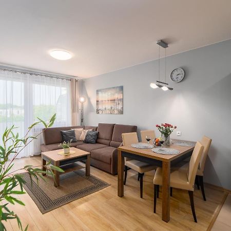 Appartement Blizej Morza 102 Z Prywatnym Garazem I Rowerami W Cenie à Kołobrzeg Extérieur photo