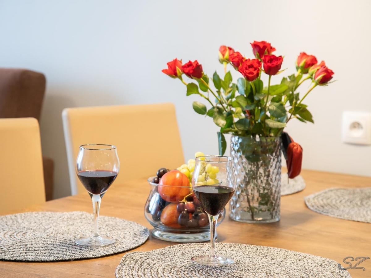 Appartement Blizej Morza 102 Z Prywatnym Garazem I Rowerami W Cenie à Kołobrzeg Extérieur photo